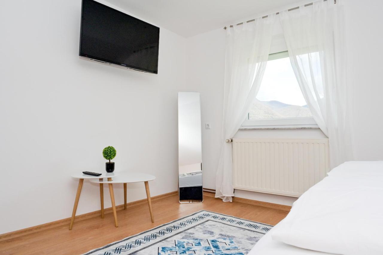 Apartments Dora Jajce Bagian luar foto